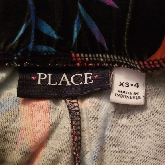 Girls shorts - Picture 4 of 4